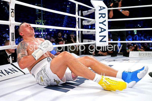 Oleksandr Usyk Knocked Down V Daniel Dubois Heavyweight Fight Poland