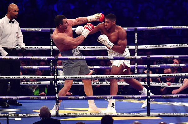 Anthony Joshua v Wladimir Klitschko Photos, Posters & Prints | Boxing ...