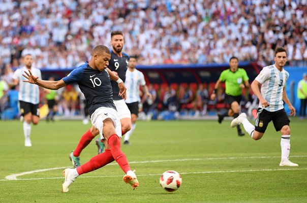 Kylian Mbappe France shoots v Argentina World Cup 2018
