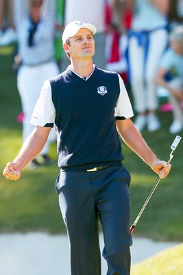 Justin Rose monster putt v Mickelson Ryder Cup 2012