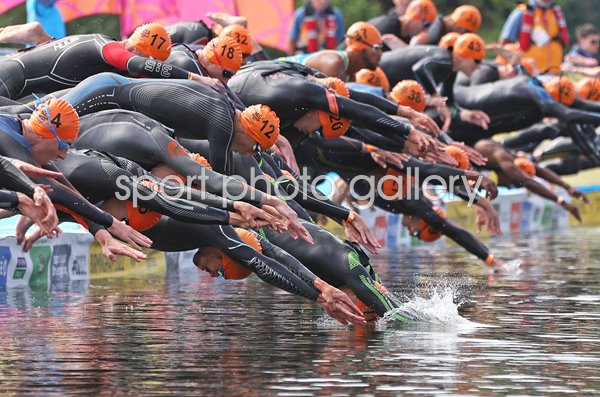 Men's Individual Sprint Distance Triathlon Final Start Commonwealth ...