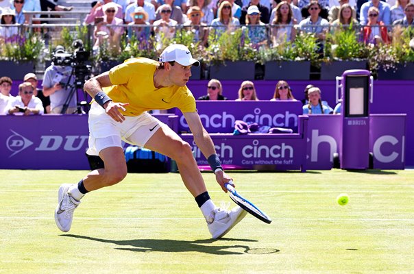 Jack Draper Great Britain low backhand v Carlos Alcaraz Queen's Club 2024