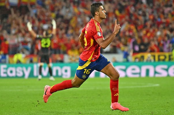 Rodri Spain celebrates goal v Georgia Last 16 Cologne EURO 2024