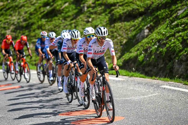 Adam Yates Great Britain leads UAE Team Emirates climb Stage 4 Tour de France 2024