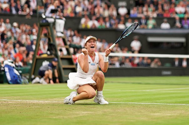 Lulu Sun New Zealand celebrates win v Emma Raducanu Wimbledon 2024