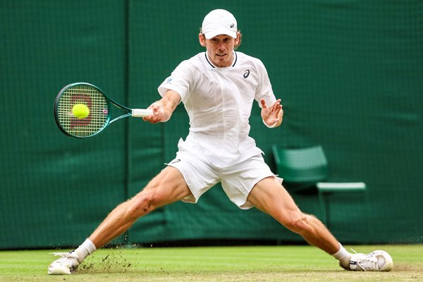 Alex de Minaur Australia sliding forehand v Arthur Fils France Wimbledon 2024