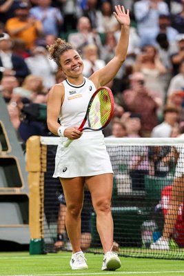 Jasmine Paolini Italy celebrates win v Emma Navarro USA Quarter-Final Wimbledon 2024