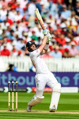 Jamie Smith England batting v West Indies 1st Test Match Lord's 2024