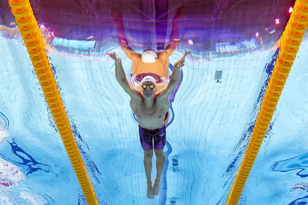 Leon Marchand France underwater camera view 400m Medley Final World Swimming Budapest 2022