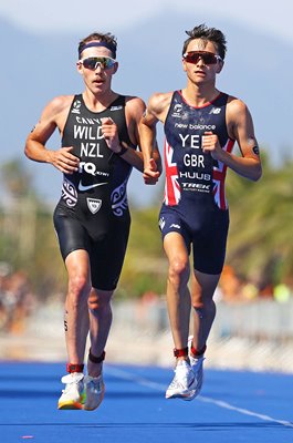 Alex Yee Great Britain v Hayden Wilde New Zealand World Triathlon Series Cagliari 2024