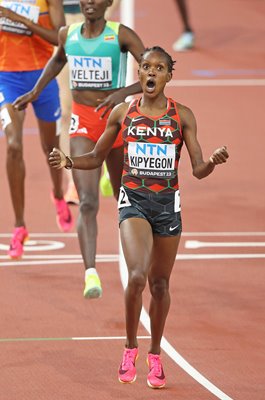 Faith Kipyegon Kenya wins 1500m World Athletics Championships Budapest 2023