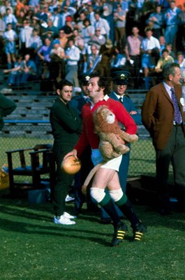 Gareth Edwards British Lions Captain with mascot South Africa Tour 1974