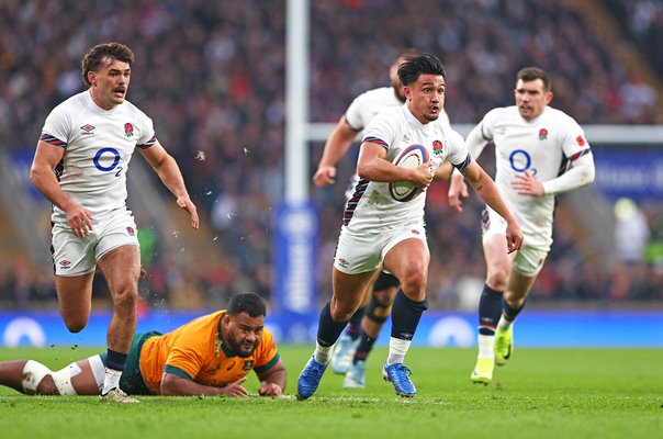 Marcus Smith England breaks v Australia Autumn Series Twickenham 2024