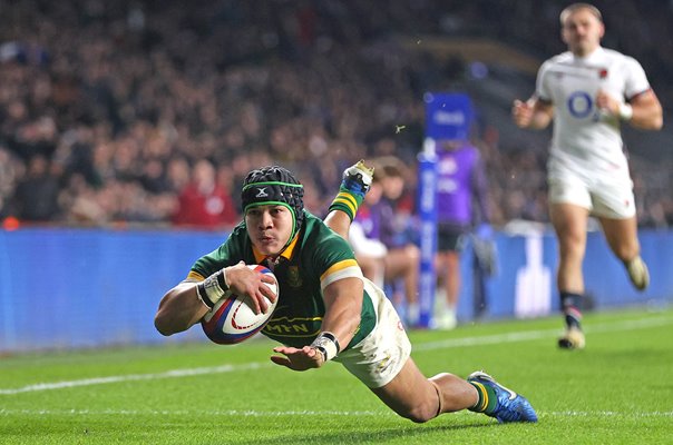 Cheslin Kolbe South Africa scores v England Twickenham 2024