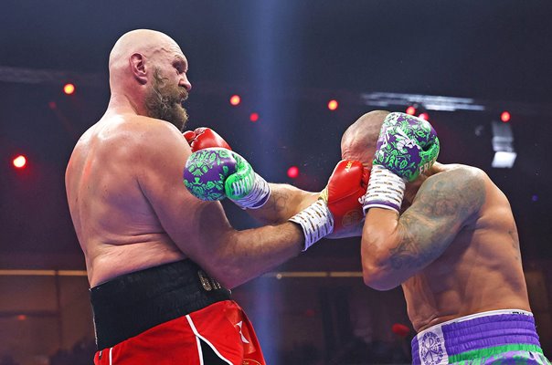 Tyson Fury punches Oleksandr Usyk World Heavyweight Fight Riyadh 2024