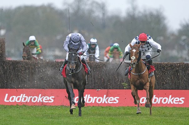 Paul Townend riding Banbridge clear last fence King George VI Chase Kempton 2025