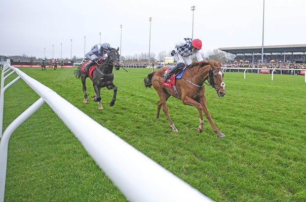 Paul Townend riding Banbridge wins King George VI Chase Kempton 2025