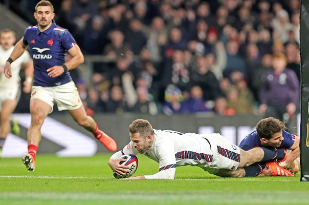 Elliot Daly England scores winning try v France Twickenham Six Nations 2025