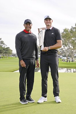 Host Tiger Woods with Genesis Champion Ludvig Åberg Sweden Torrey Pines 2025  