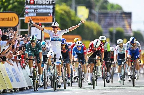 Tim Merlier Belgium wins Stage 9 sprint Tour de France 2025