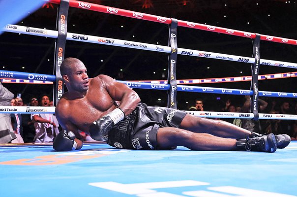 Daniel Dubois knocked down by Oleksandr Usyk Heavyweight Fight London 2025