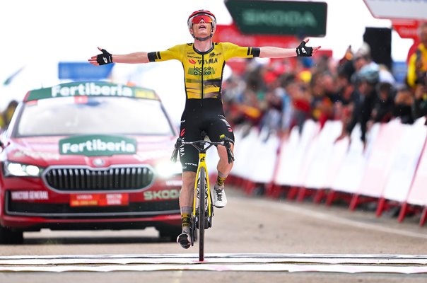 Jonas Vingegaard Denmark celebrates Stage 9 win Vuelta 2025