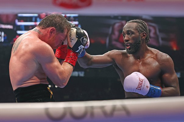 Terence Crawford USA beats Canelo Alvarez Mexico Las Vegas 2025