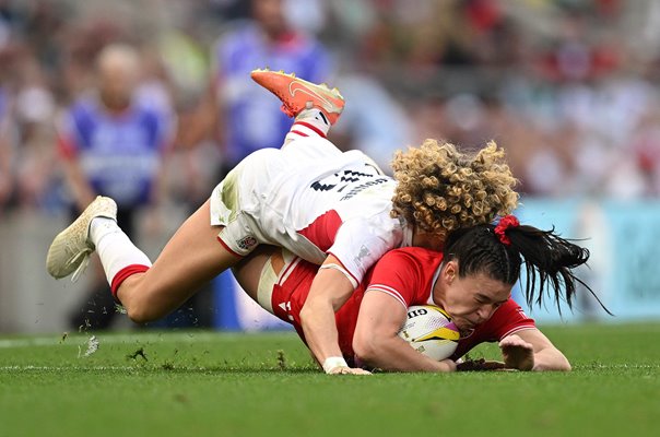 Alysha Corrigan Canada tackled by Ellie Kildunne England World Cup Final 2025