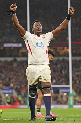 Maro Itoje England celebrates win v Australia Autumn Series Twickenham 2025