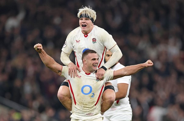 Ben Earl & Henry Pollock celebrate England win v New Zealand Twickenham 2025