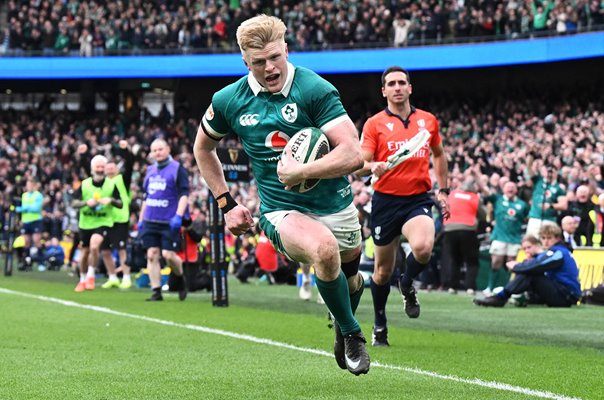 Tommy O'Brien Ireland scores v Scotland Dublin Six Nations 2026