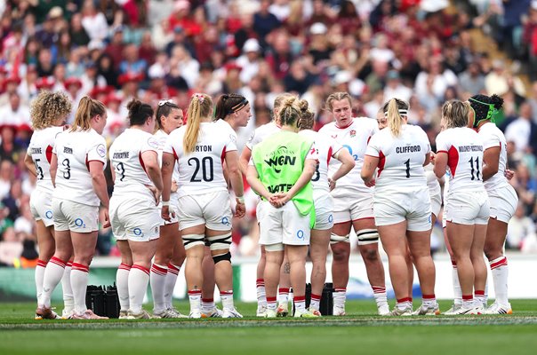 England team huddle v Ireland Women's Guinness Six Nations 2026