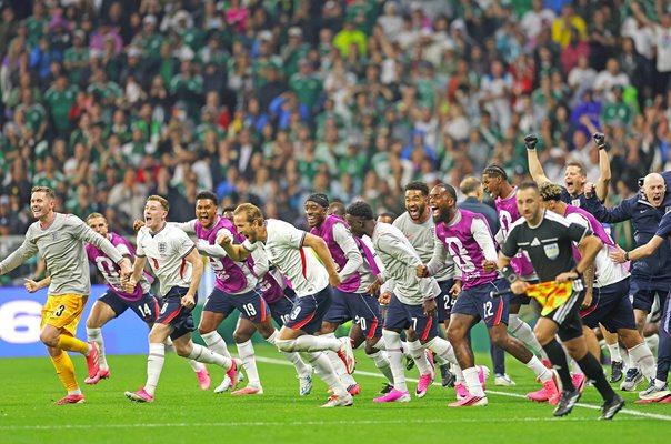 England players celebrate final whistle v Mexico Last 16 Azteca Stadium World Cup 2026