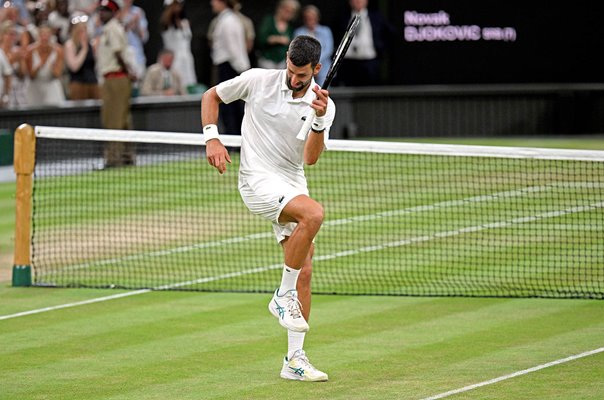 Novak Djokovic dance celebration v Felix Auger-Aliassime Wimbledon 2026