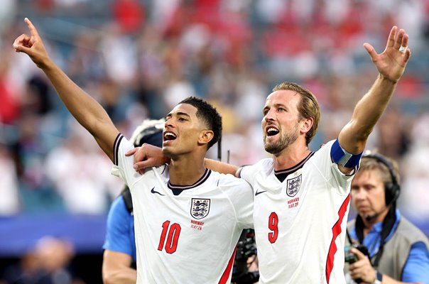 Jude Bellingham & Harry Kane England celebrate win v Norway World Cup 2026